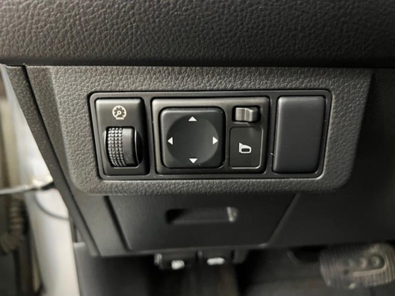 nissan Versa 2007 - 18