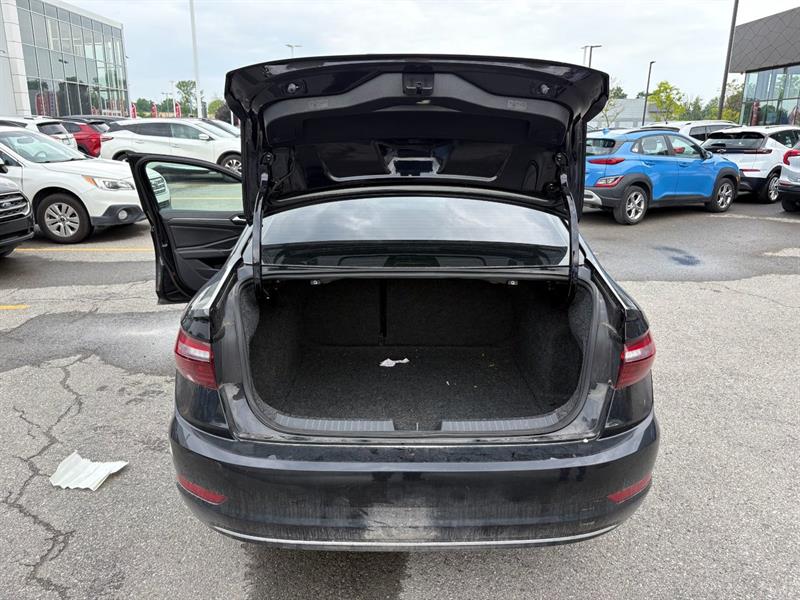 volkswagen Jetta 2020 - 12