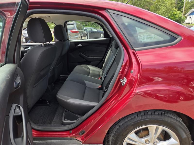 ford Focus 2013 - 12