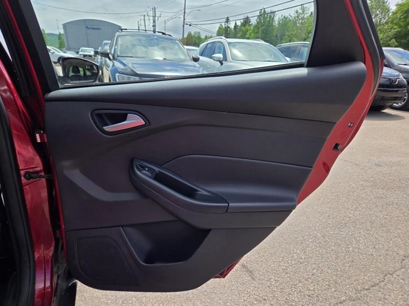 ford Focus 2013 - 17