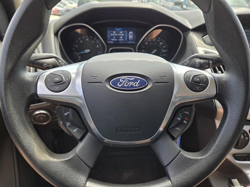 ford Focus 2013 - 22