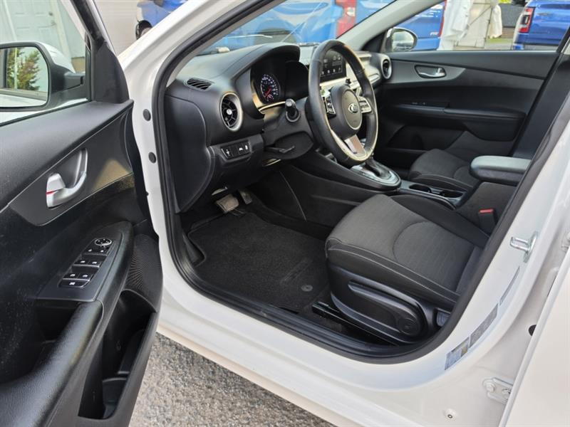 kia Forte 2019 - 10