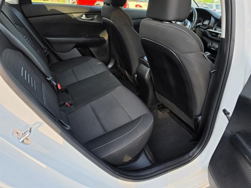 kia Forte 2019 - 14