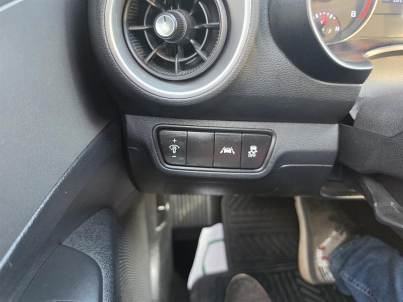 kia Forte 2019 - 16