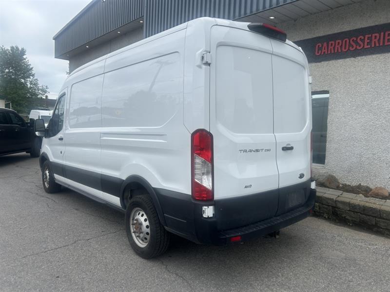 ford Transit fourgon utilitaire 2023 - 2