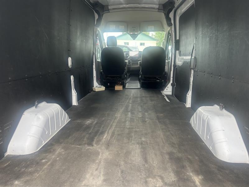 ford Transit fourgon utilitaire 2023 - 7