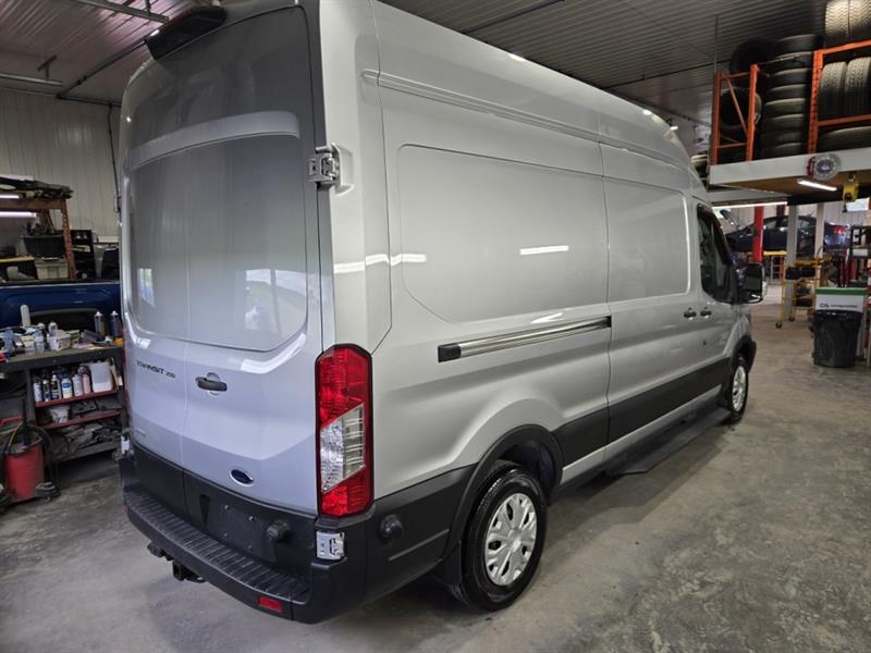 ford Transit fourgon utilitaire 2019 - 5