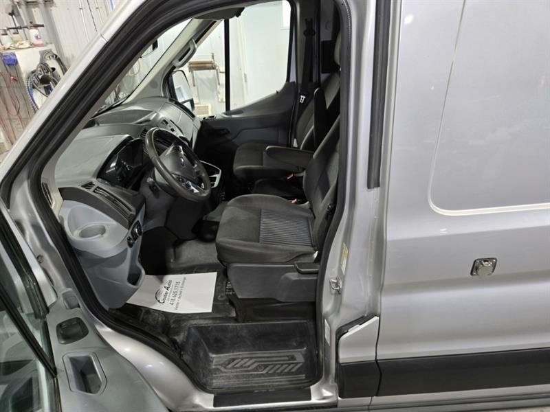 ford Transit fourgon utilitaire 2019 - 10