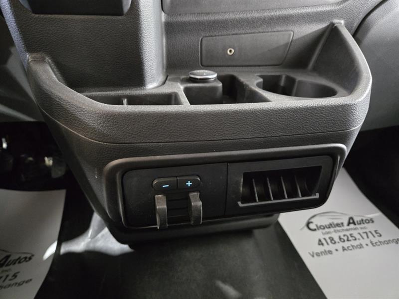 ford Transit fourgon utilitaire 2019 - 14