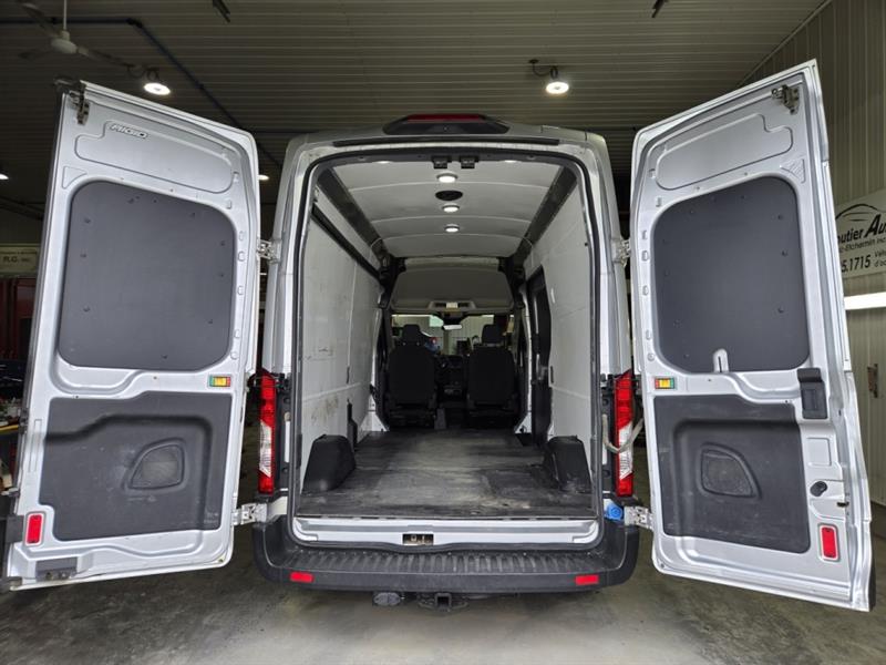 ford Transit fourgon utilitaire 2019 - 16