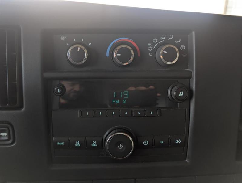 gmc Savana 2012 - 17