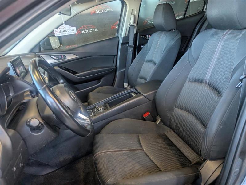 mazda Mazda3 2017 - 13