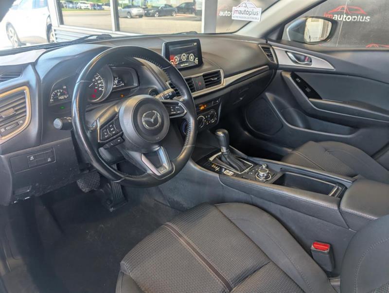 mazda Mazda3 2017 - 15