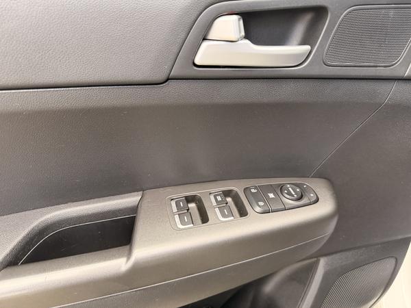 kia Sportage 2021 - 12