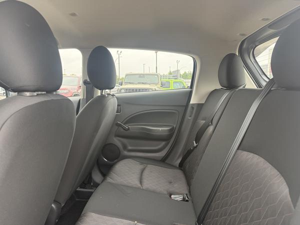 mitsubishi Mirage 2023 - 9