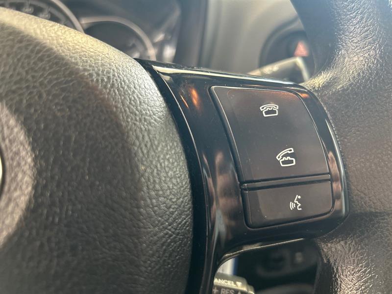 toyota Yaris Hatchback 2018 - 23