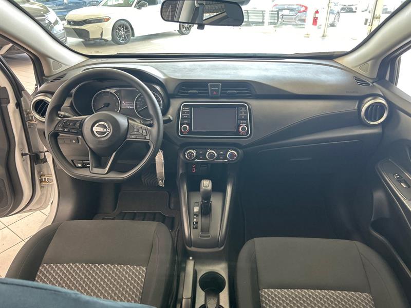 nissan Versa 2024 - 13