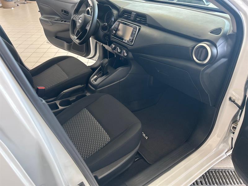 nissan Versa 2024 - 14