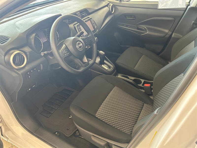 nissan Versa 2024 - 17