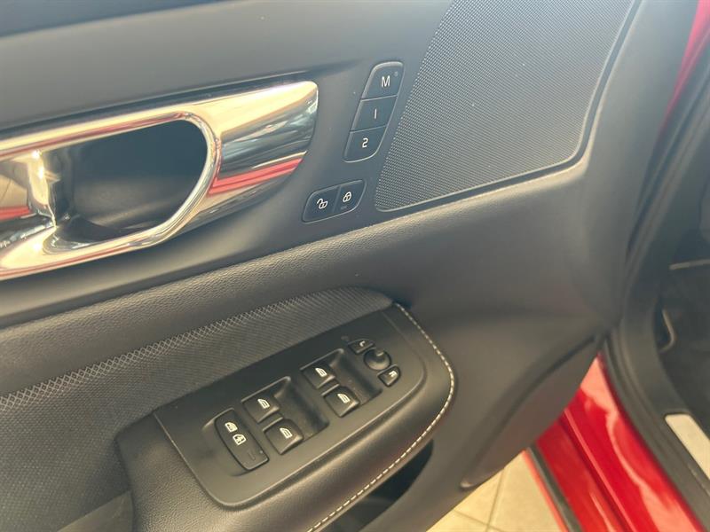 volvo S60 2019 - 14
