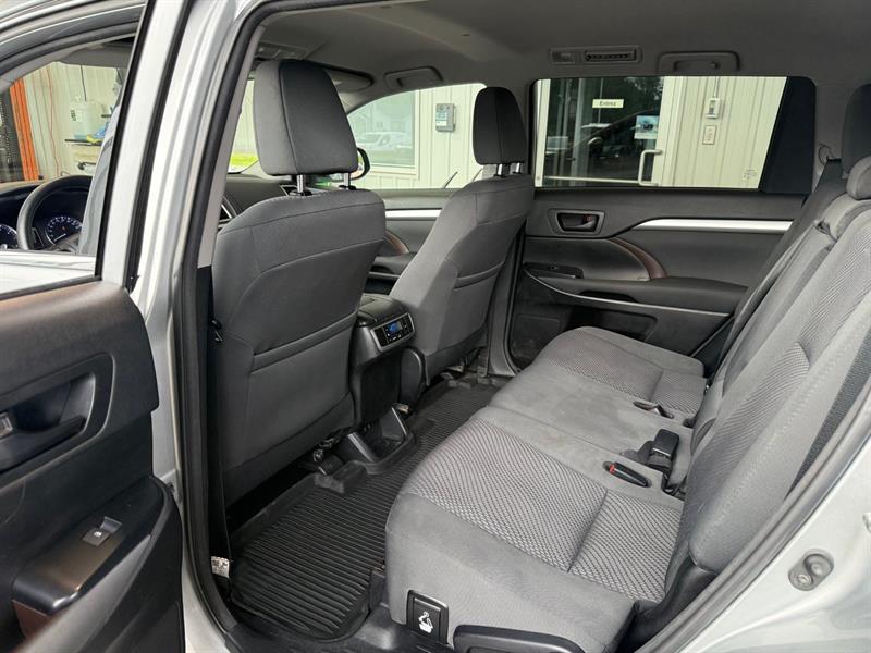 toyota Highlander 2018 - 33