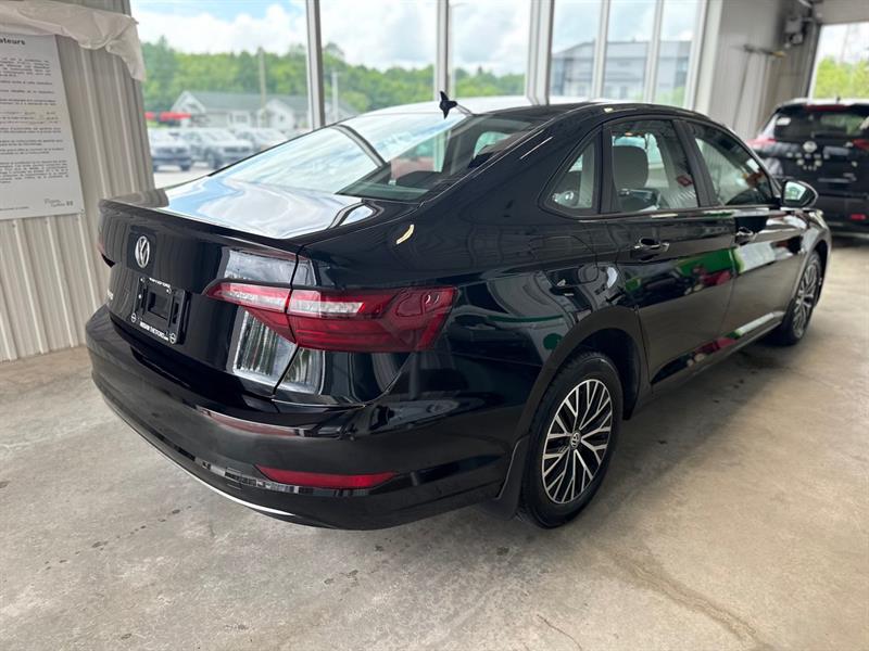 volkswagen Jetta 2021 - 4