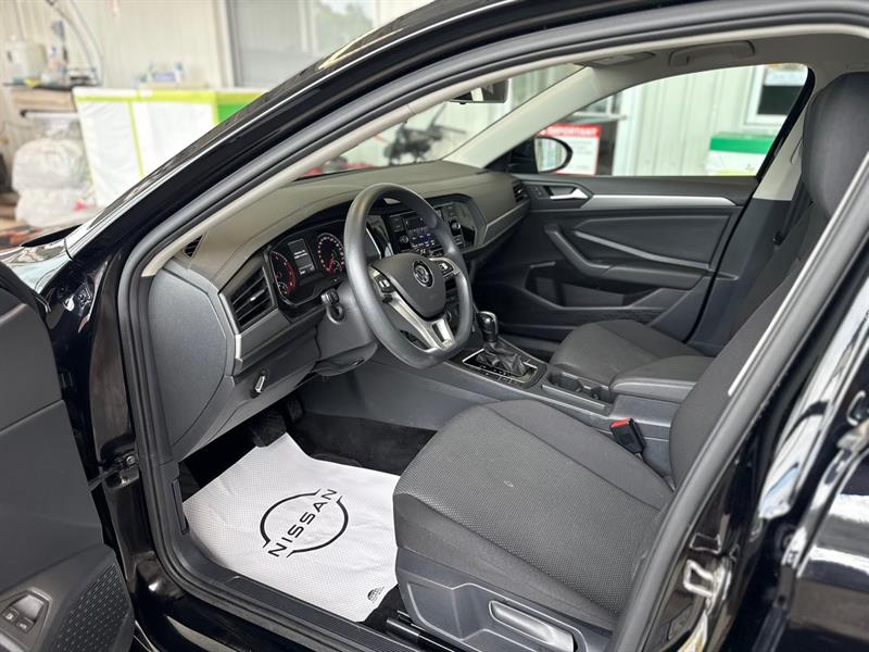 volkswagen Jetta 2021 - 12