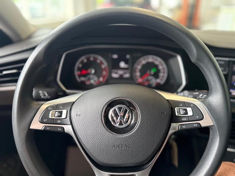 volkswagen Jetta 2021 - 17