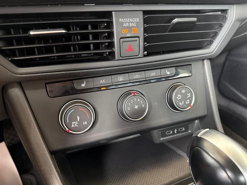 volkswagen Jetta 2021 - 26