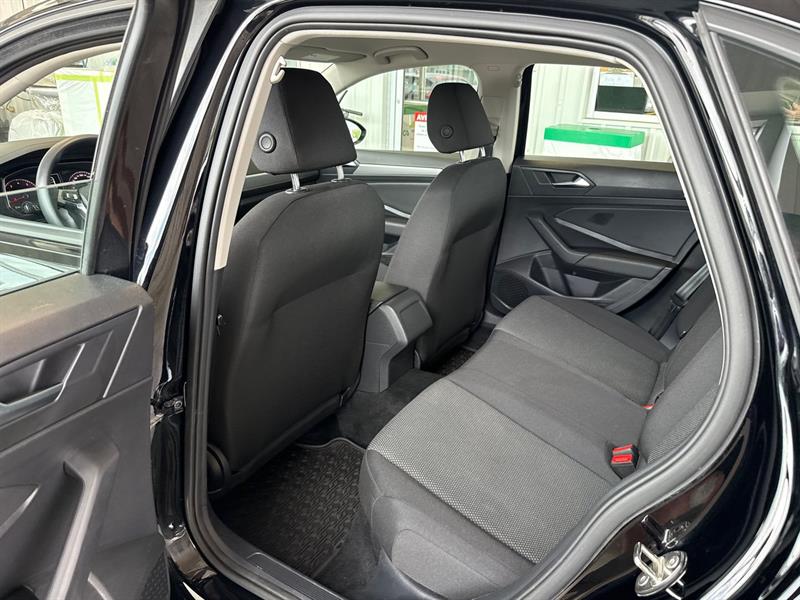 volkswagen Jetta 2021 - 28