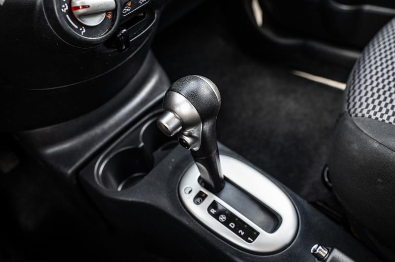 nissan Micra 2015 - 21