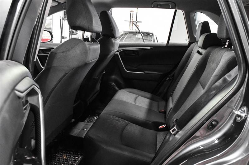 toyota RAV4 2025 - 18