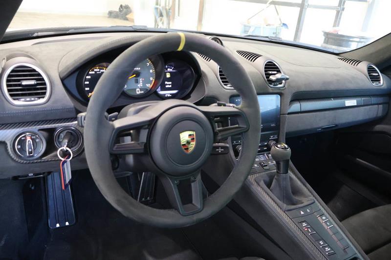 porsche Cayman 2025 - 17