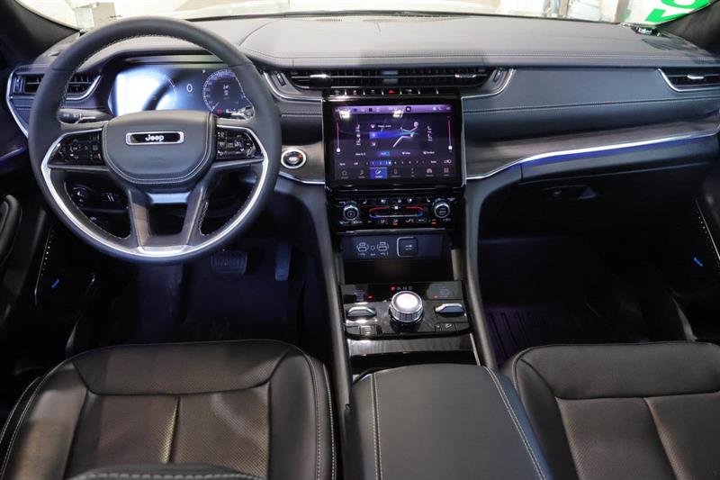 jeep Grand Cherokee 2025 - 14