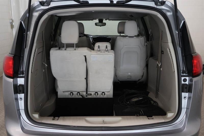 chrysler Pacifica 2018 - 7