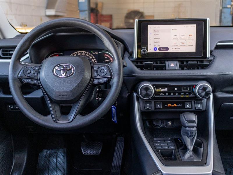 toyota RAV4 2023 - 8