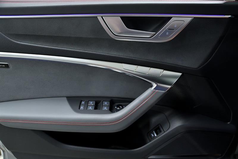 audi S6 Sedan 2025 - 32