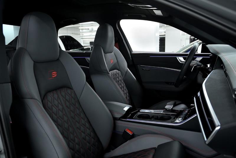 audi S6 Sedan 2025 - 39