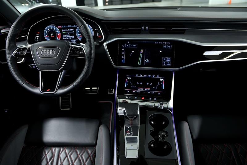 audi S6 Sedan 2025 - 44