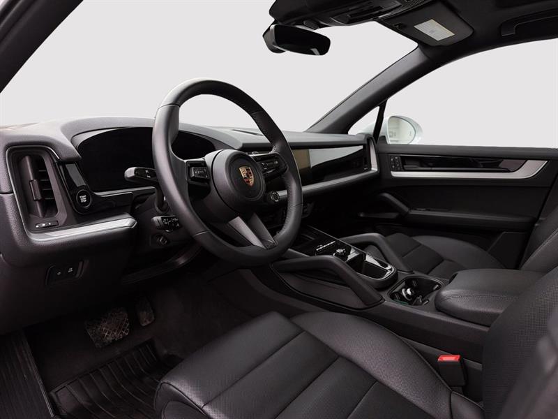 porsche Cayenne 2025 - 12