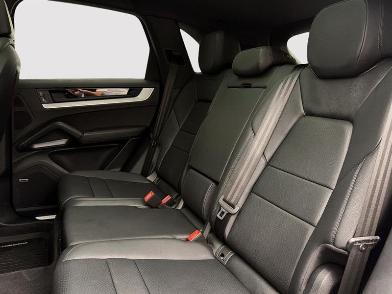 porsche Cayenne 2025 - 24