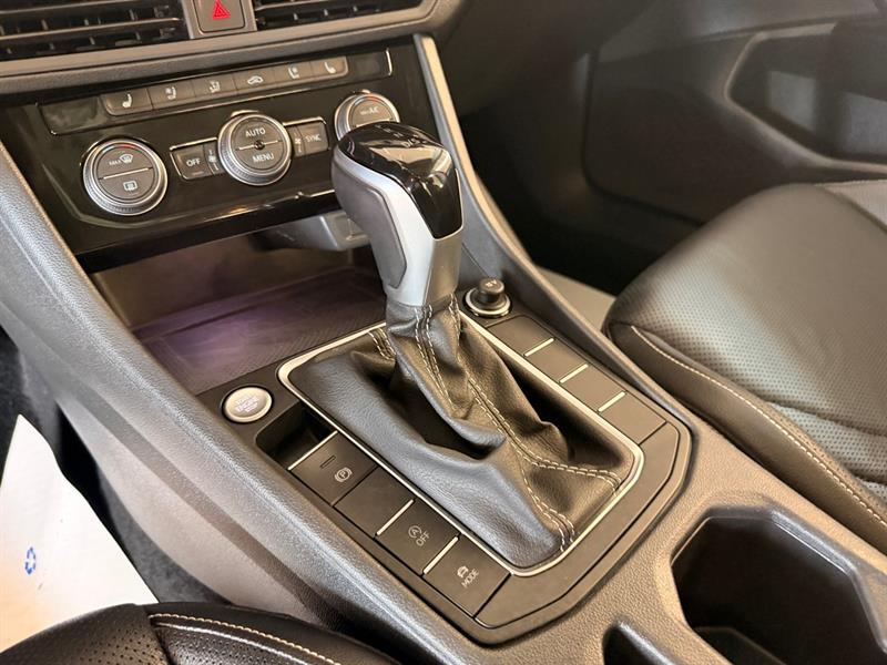 volkswagen Jetta 2022 - 18