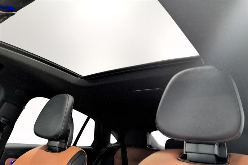 mercedes-benz GLC300 2025 - 11