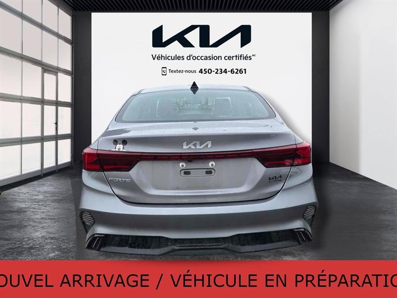 kia Forte 2023 - 16