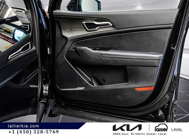 2025 Kia Sportage - Image 17
