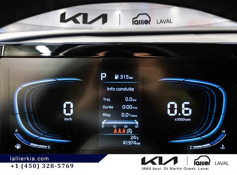 2025 Kia Sportage - Image 23