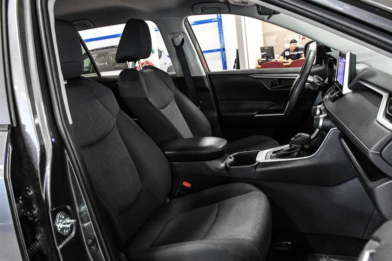 toyota RAV4 2025 - 16