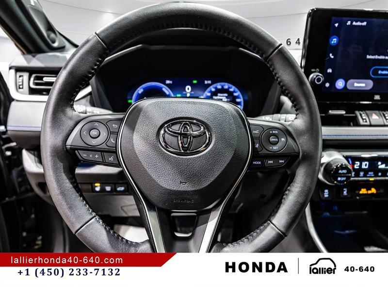 2025 Toyota RAV4 - Image 23