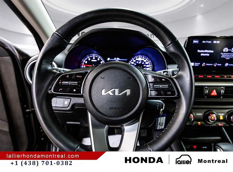 2023 Kia Forte - Image 21