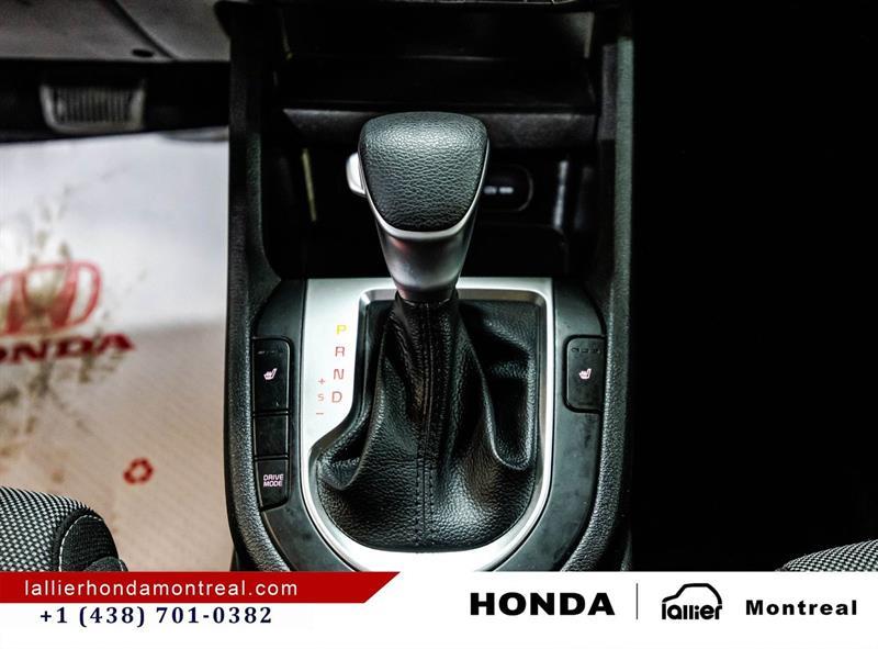2023 Kia Forte - Image 24